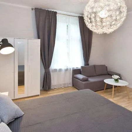 Pulse Lu Apartment, & Pier 600m *